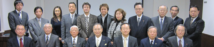 セミナー及び忘年会を実施